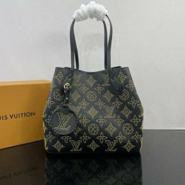 Picture of LV Lady Handbags _SKUfw150494540fw
